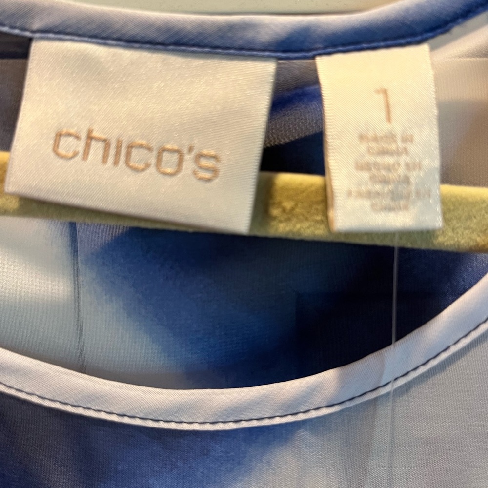 Chico’s Top - Picture 2 of 5